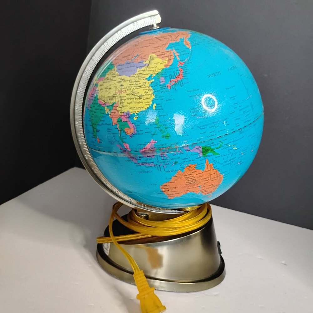 10" Illuminated Rotating Globe On Stand - Picture 11 of 13